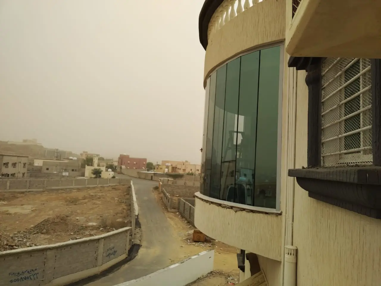 تركيب واجهات زجاجية
